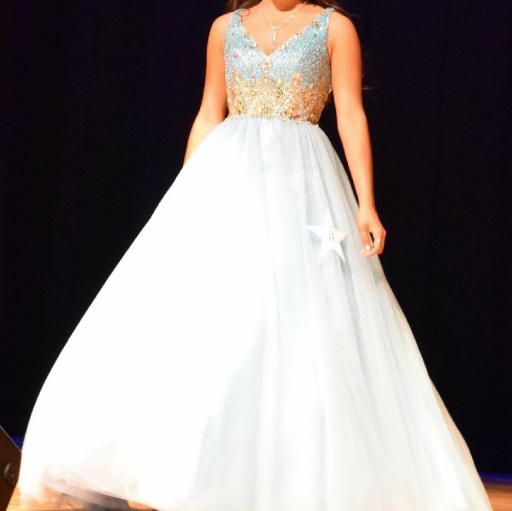 Pageant dress